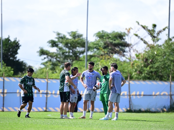 Julio Cesar Sudah Makin Paham Pergerakkan Rekan Satu Tim
